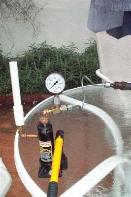 photo[1] (Large) (Medium)injector tester.jpg