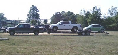 whitetruckgreenbug.JPG