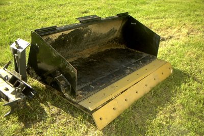 Bucket Front.jpg