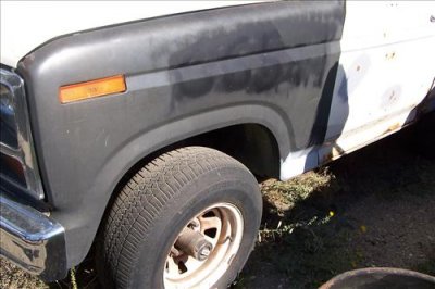 resized-parts Bronco Dr fender 1.jpg