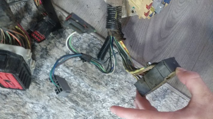96 f350 harness2.jpg