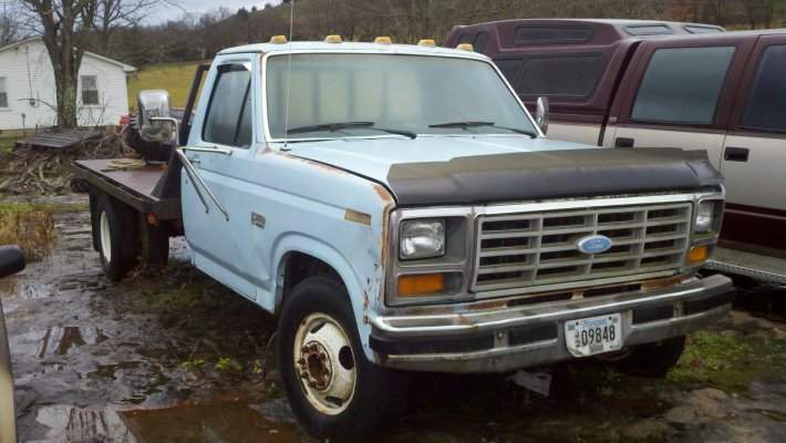 85 Ford0004.jpg