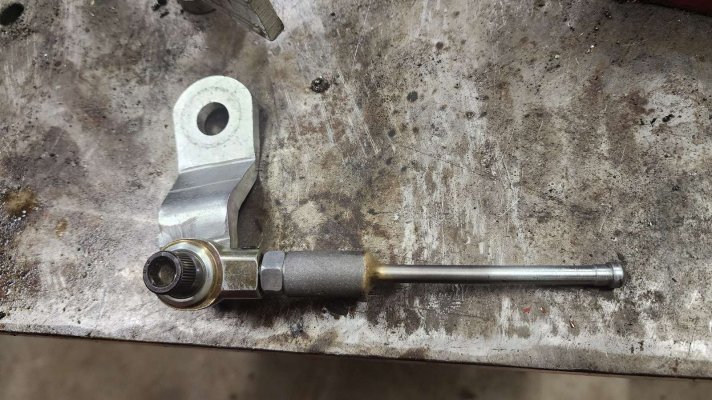 Clutch adjustable MC rod 2.jpg