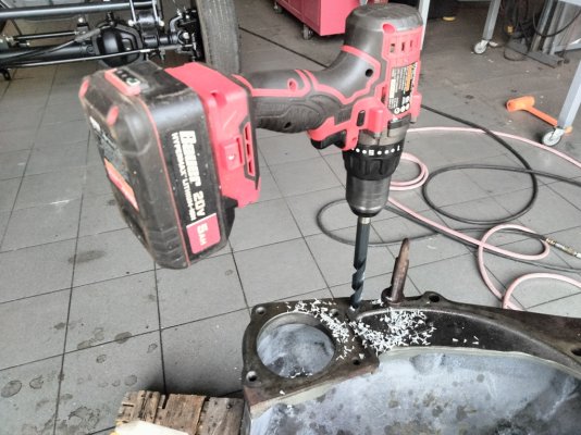 019 430 bolt hole drill 35-64 - .547 drill.jpg