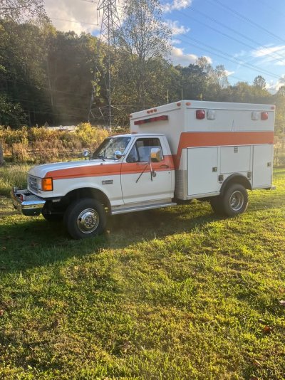 F350 Ambulance.jpg