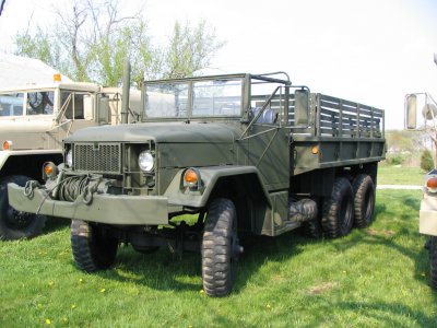 M35a2 cargo with winch.JPG