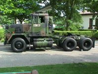 m915-pic1-s.jpg