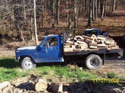 Ford firewood.JPG