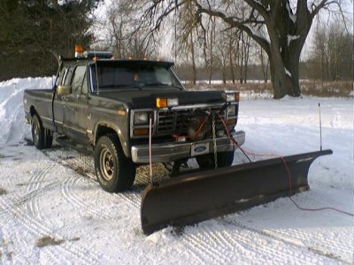 '86 Ford F250 Plow Truck.jpg