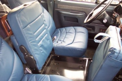 seating 012.jpg
