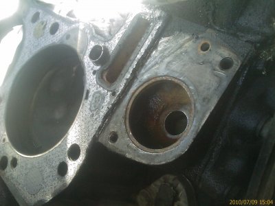Thermostat Port needs shallow Ford Thermostat for Flow.jpg