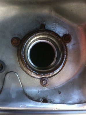 opened up filler neck.jpg