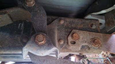 f350 same rear shackle.jpg